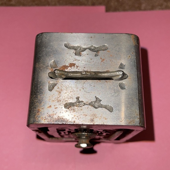 Victorian style miniature coin bank - Picture 6 of 9